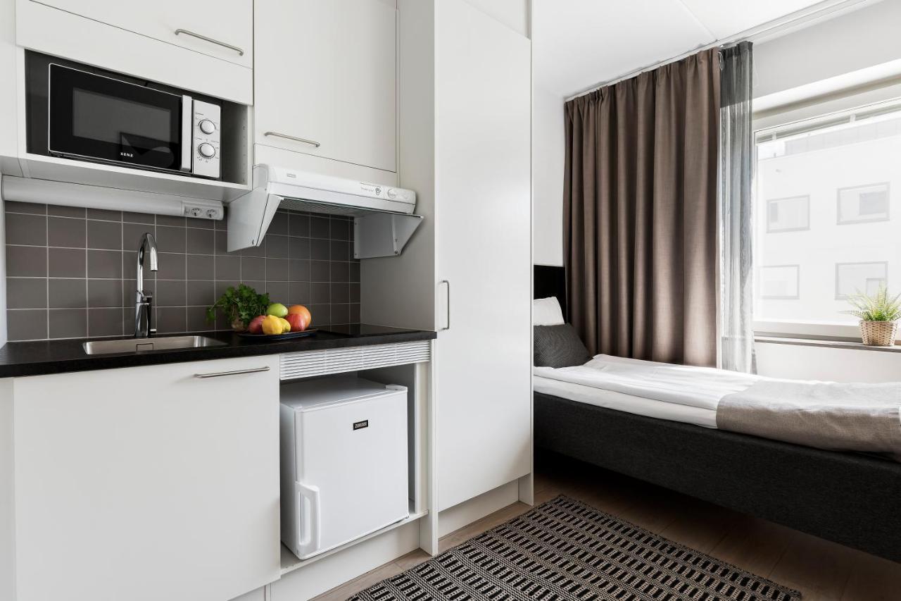 Forenom Hotel Flemingsberg - 10Min From Aelvsjoe Huddinge Δωμάτιο φωτογραφία