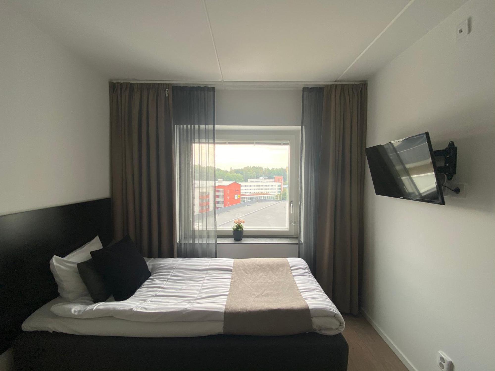 Forenom Hotel Flemingsberg - 10Min From Aelvsjoe Huddinge Εξωτερικό φωτογραφία